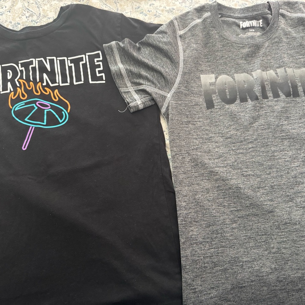 Fortnite Kids' Short Sleeve Tees - Black and Gray